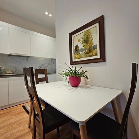 Alba Studio Apartment Tiranë Eksteriør bilde
