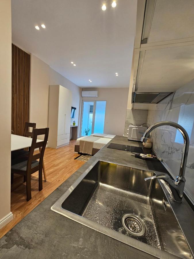 Alba Studio Apartment Tiranë Eksteriør bilde