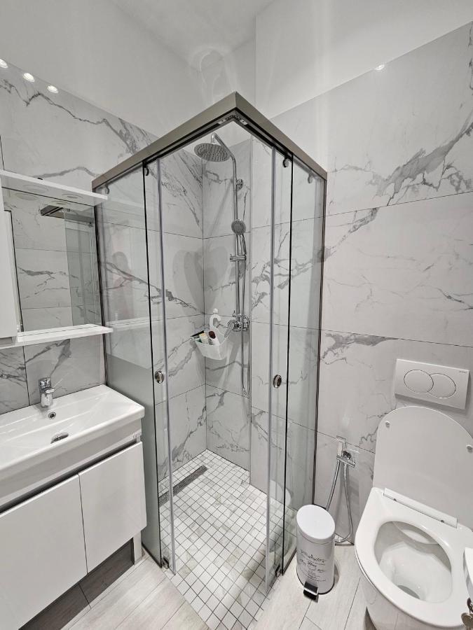 Alba Studio Apartment Tiranë Eksteriør bilde